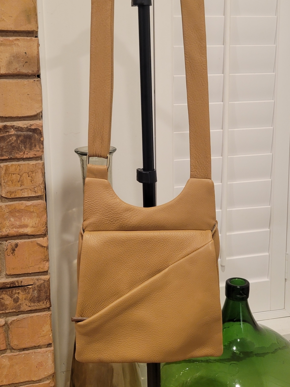 Tan Leather Crossbody Bag - Pierotucci